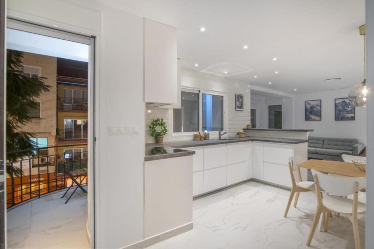 Luxury Apartment Фуэнхирола Экстерьер фото